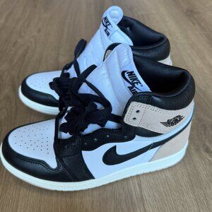 Never Worn, Never Laced - Nike Air Jordan 1 Retro HI OG (Latte)